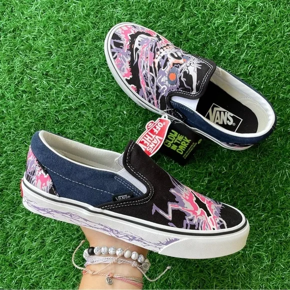 Vans Classic Slip On Zap - Picture 1 of 7